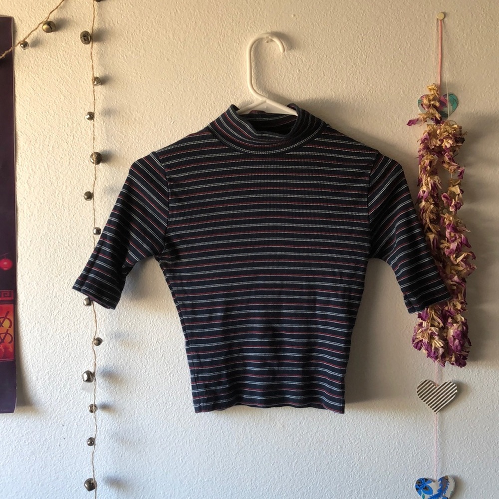 Brandy Melville Striped Short Sleeve Turtle Neck💦
